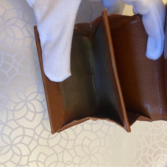 Louis Vuitton Card / Coin Purse - Picture 13 of 16